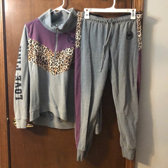 PINK Victoria's Secret Pants - Victoria Secret pink sweatsuit
